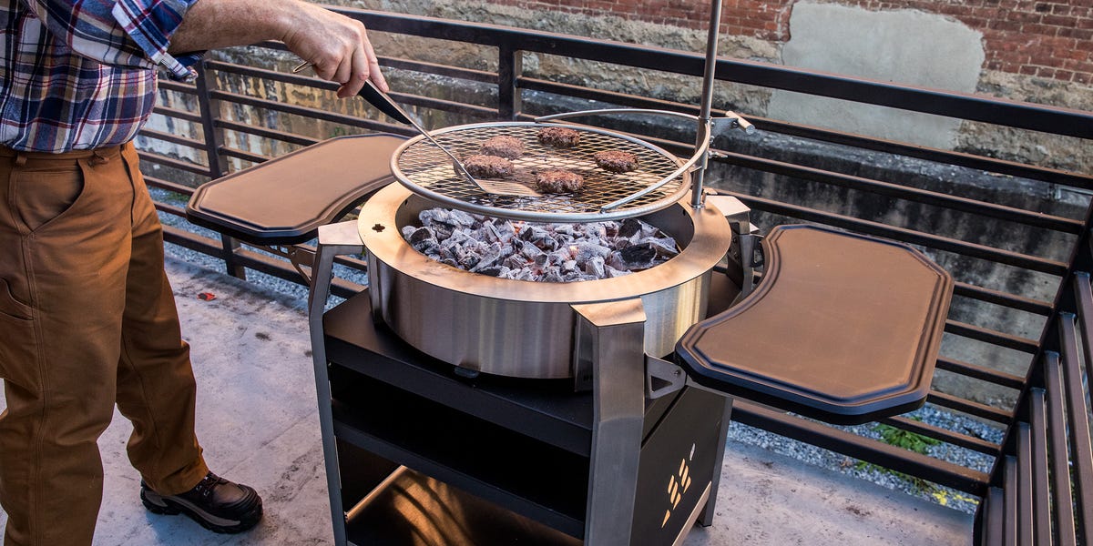 Breeo’s Live-Fire Grill Is a Delightfully Analog Way to Cook If You Prefer an Open Fire