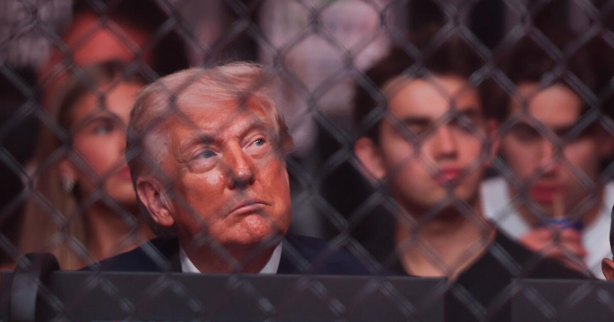 Commentary: Trump posts 'Praise be to Allah,' a roast of the pope and an image of himself as Christ. Nope, not weird at all