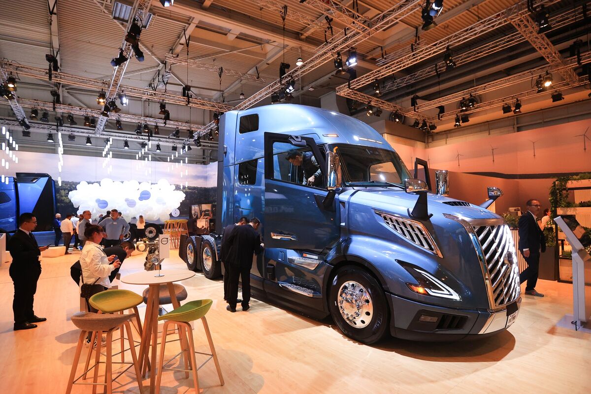 Volvo Truck Orders Jump 14% on Stronger Europe, Americas Demand