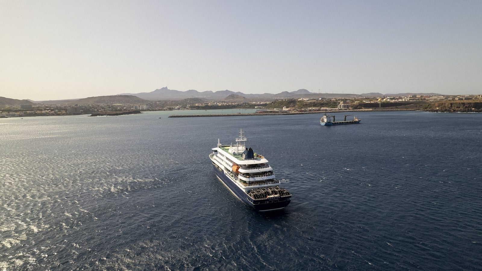 WHO: 'Low risk' to public of hantavirus after ship deaths