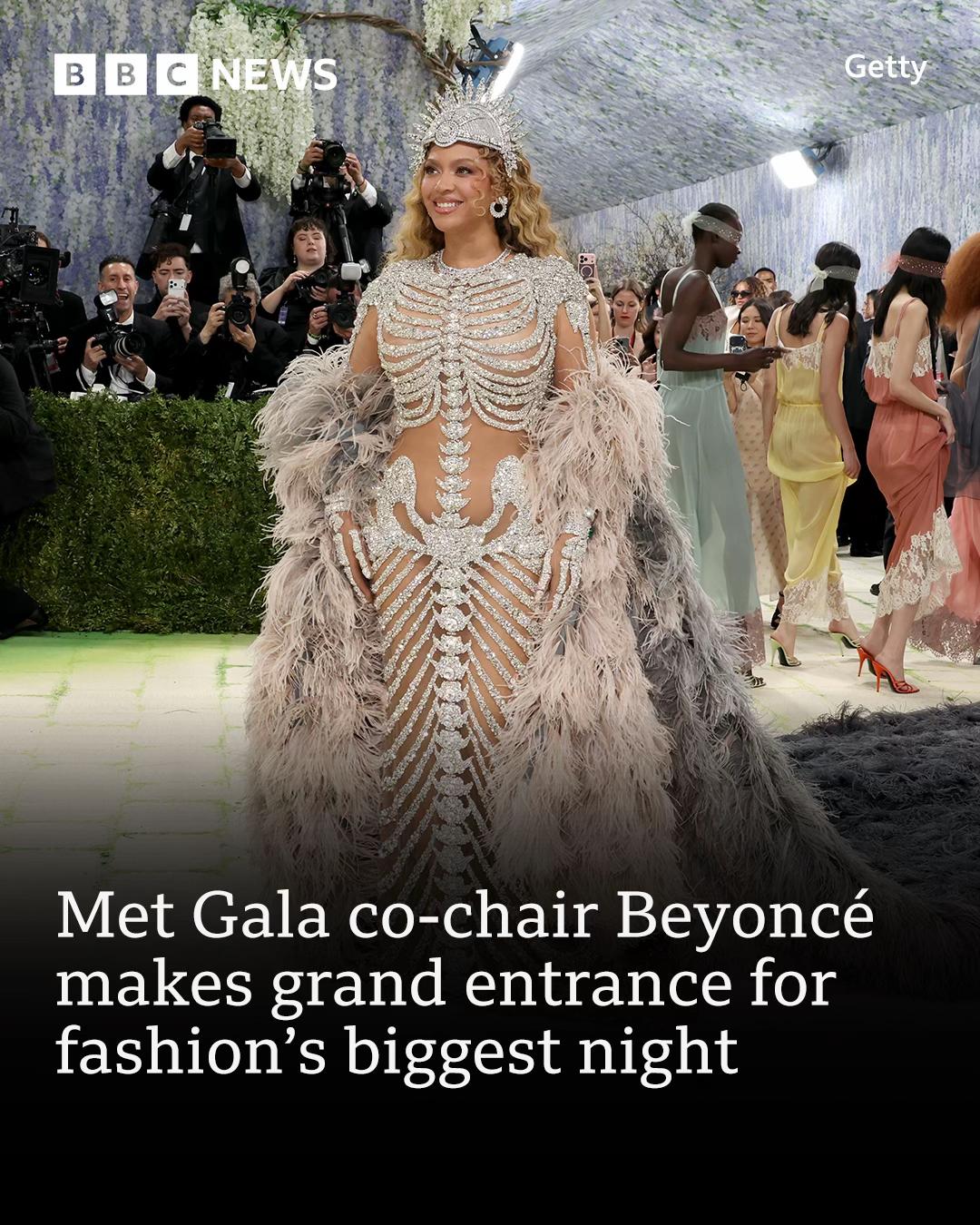 It's the singer's first appearance at the gala in a decade, and she is co-chairing alongside Venus Williams, Nicole Kidman and Anna Wintour. #Beyoncé #MetGala #VenusWilliams #NicoleKidman #BBCNews