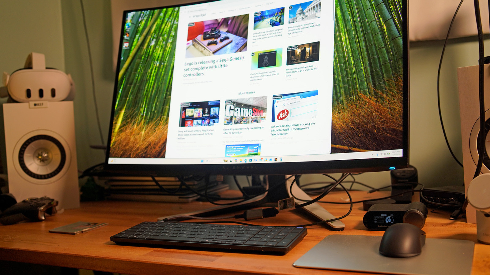 HP EliteBoard G1a review: It's a desktop in a keyboard! But it's not for you