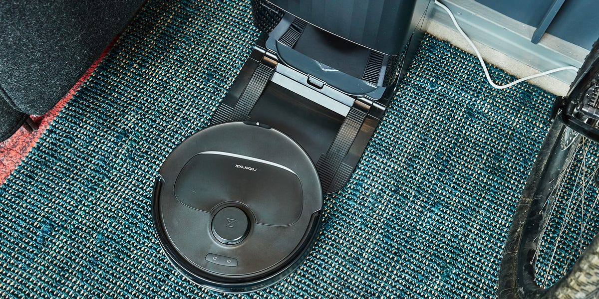 Roborock Qrevo QV 35A Robot Vacuum Review: Great for Maintenance, But Not a Full Replacement