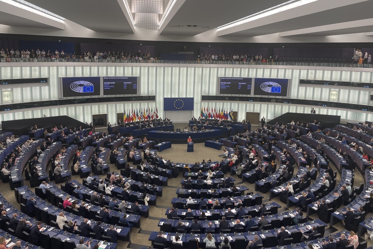 EU lawmakers urge bloc to pressure Israel for media access to Gaza