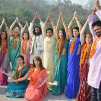 Om Shanti Om Yoga