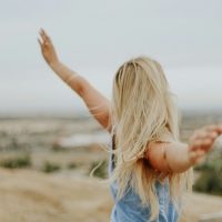 RebaMcEntire CBDGummiess